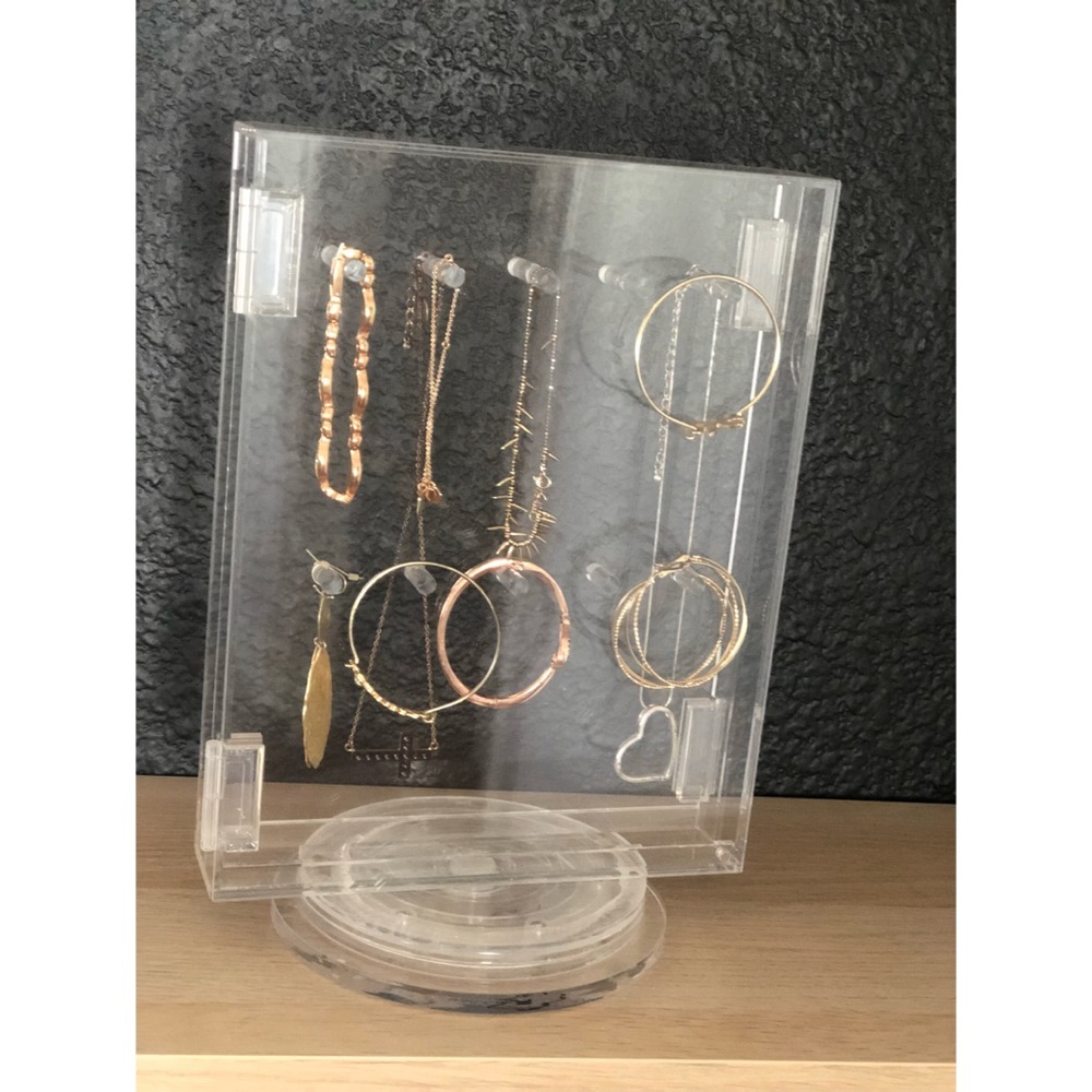 Acrylic jewelry organizer
